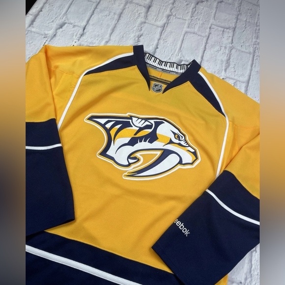Nashville Predators NHL Authentic Reebok Yellow Hockey Jersey Stitched Sz S - Picture 2 of 12